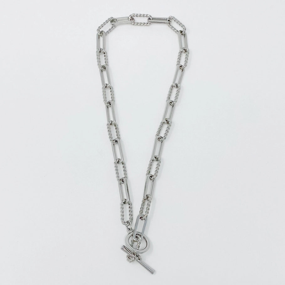 Toggle Chain Necklace