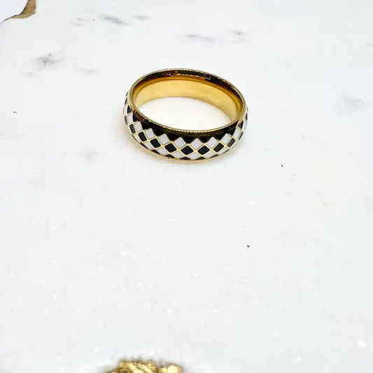 Checkered Ring