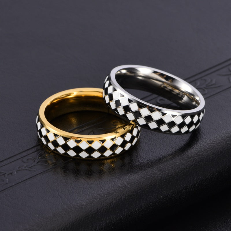 Checkered Ring