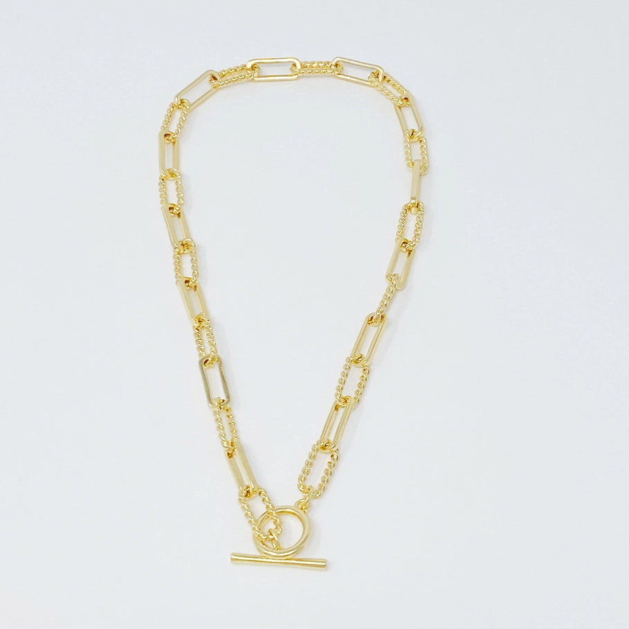 Toggle Chain Necklace