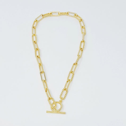 Toggle Chain Necklace